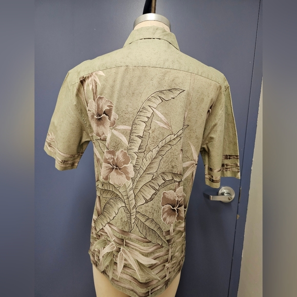 NWOT BATIK BAY SURF Men's S Olive Floral Casual Button Down Shirt 100% Cotton - Picture 2 of 8